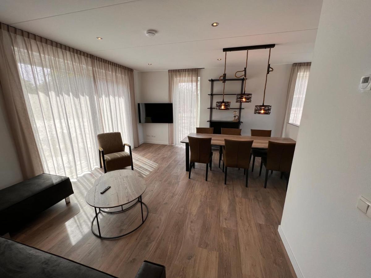 Luxe Villa Op Vakantiepark De Koorn-Aar Den Burg Esterno foto